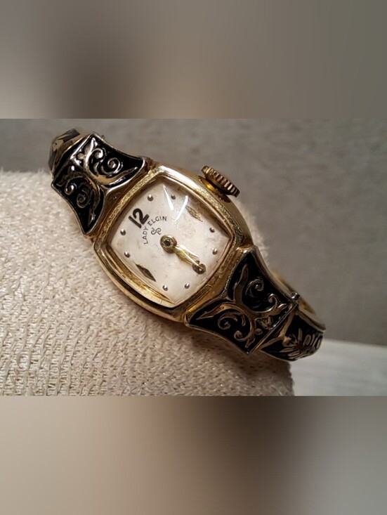 Vintage Lady Elgin Wristwatch main image 5